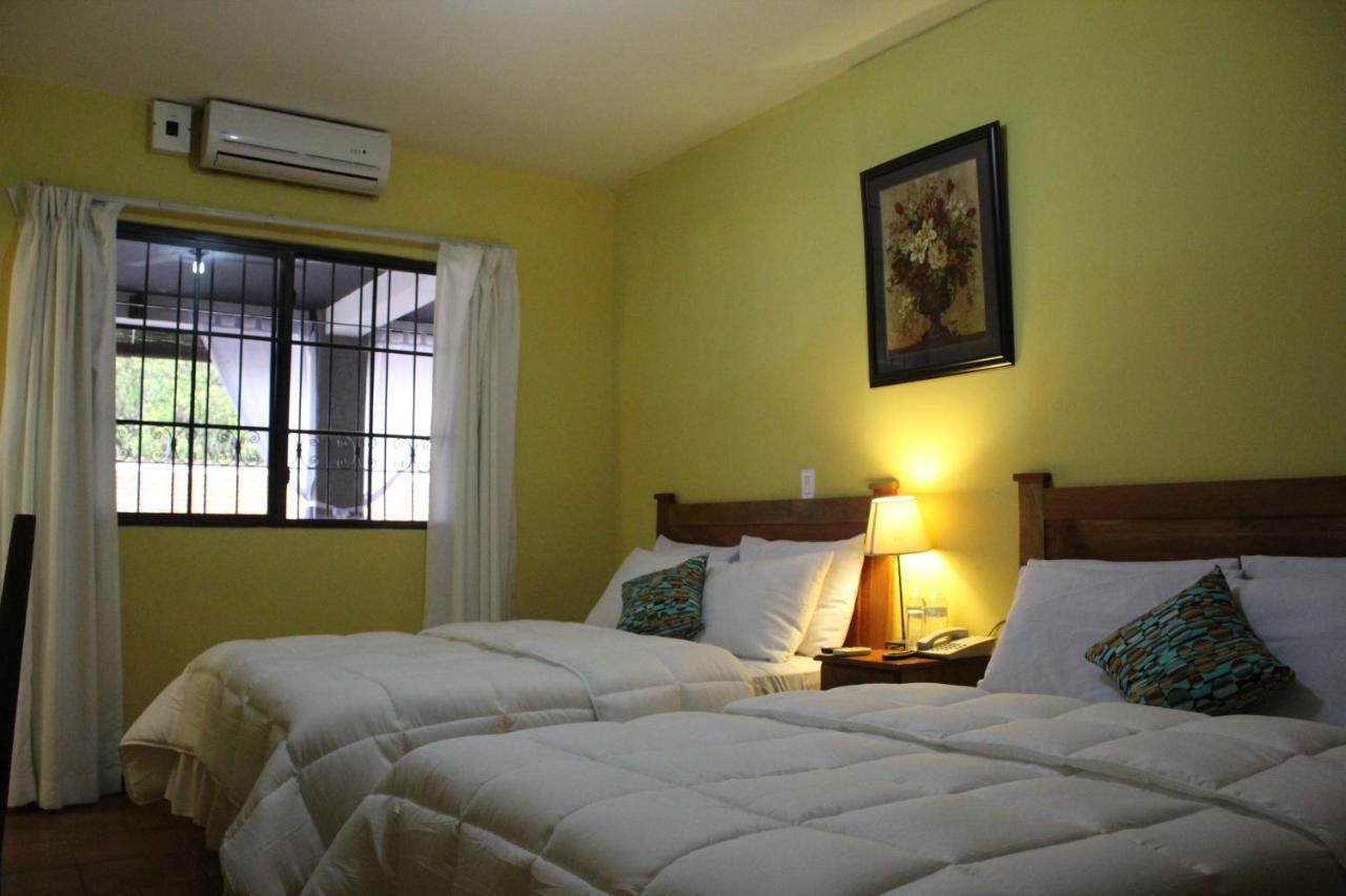 Hotel Villa Antigua San Salvador Eksteriør bilde